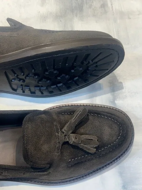 -MUSTO ARTIGIANI Mocassino in pelle scamosciato con nappine TESTA DI MORO