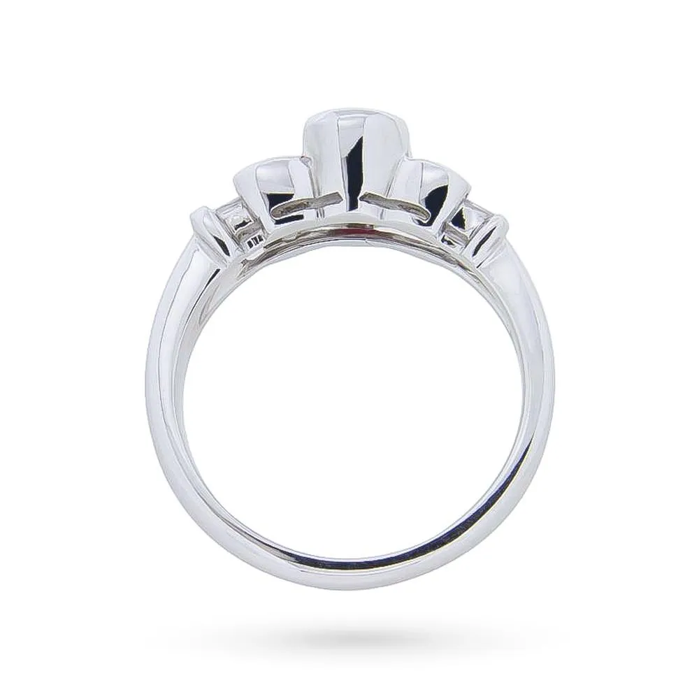 Anello oro bianco rubino ovale 1,10ct diamanti taper 0,54ct