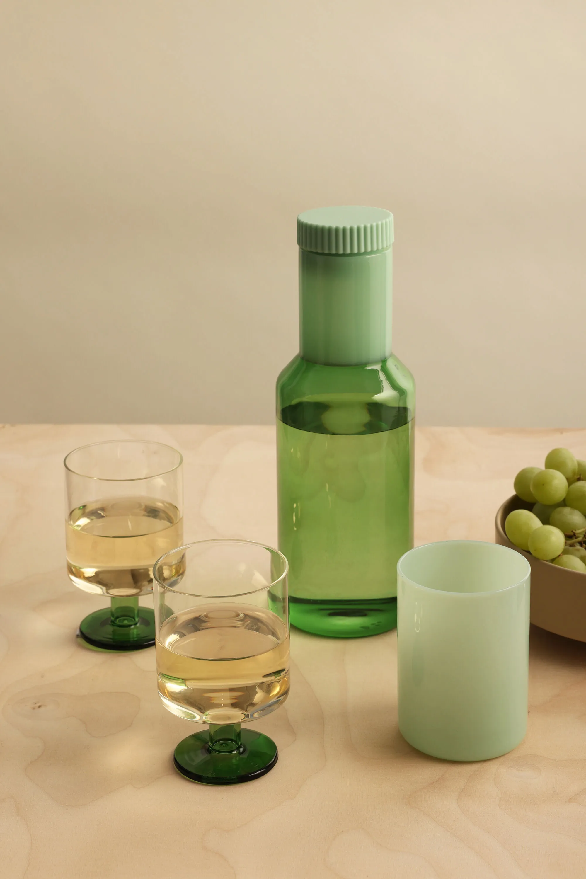 Bicchiere da vino Generous 30 cl, confezione da 2.jo{font-size:18px}Trasparente, verde