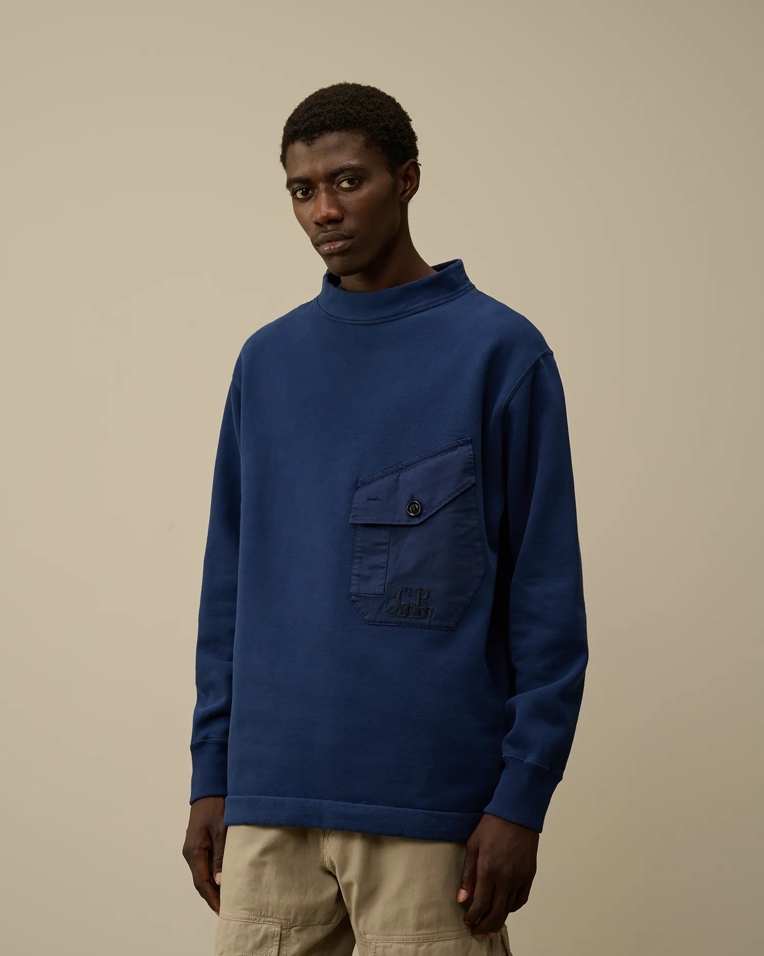 Diagonal Fleece Mixed Funnel Neck Sweatshirt