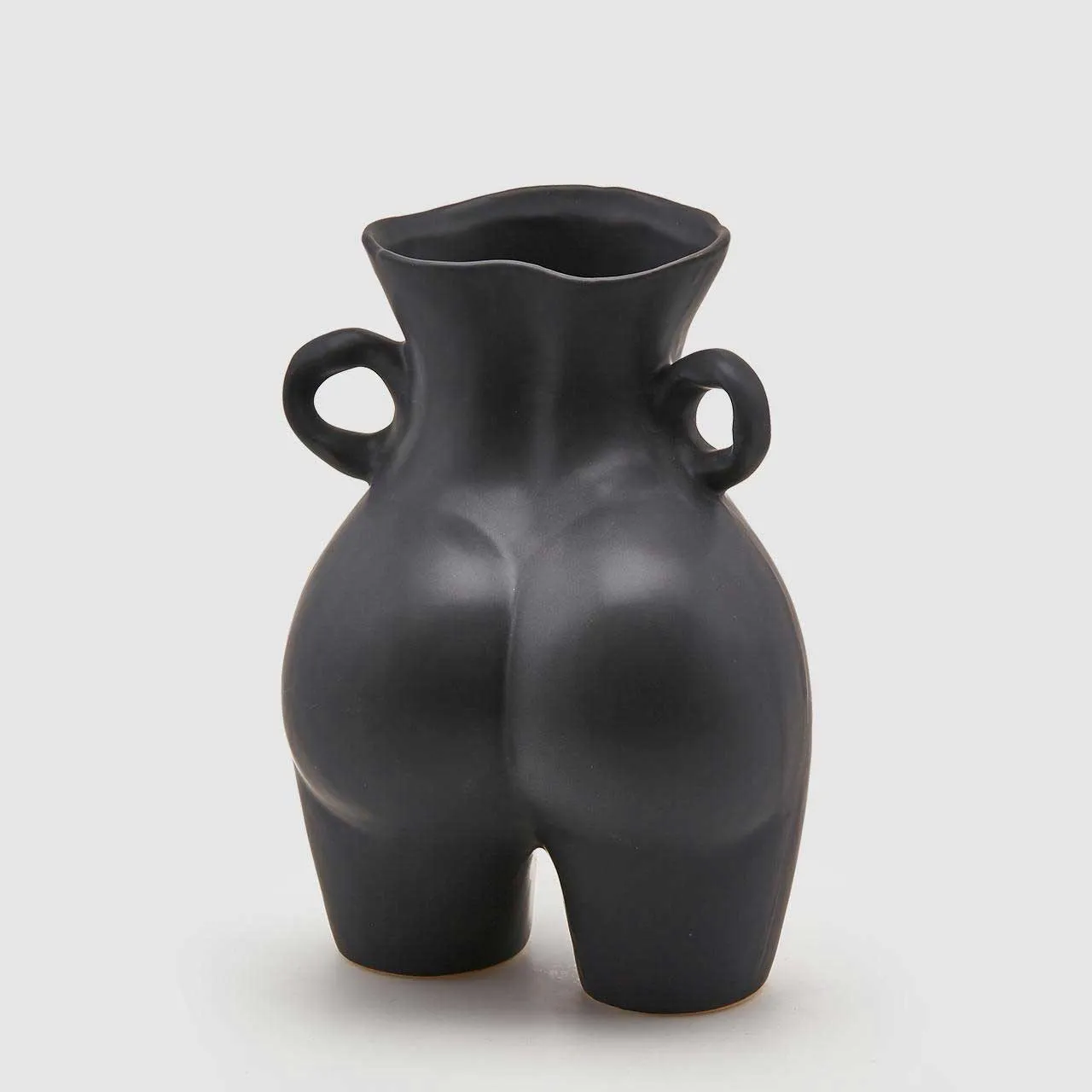 EDG - Enzo de Gasperi  Vaso da arredo dalle linee moderne e dal design eccentrico