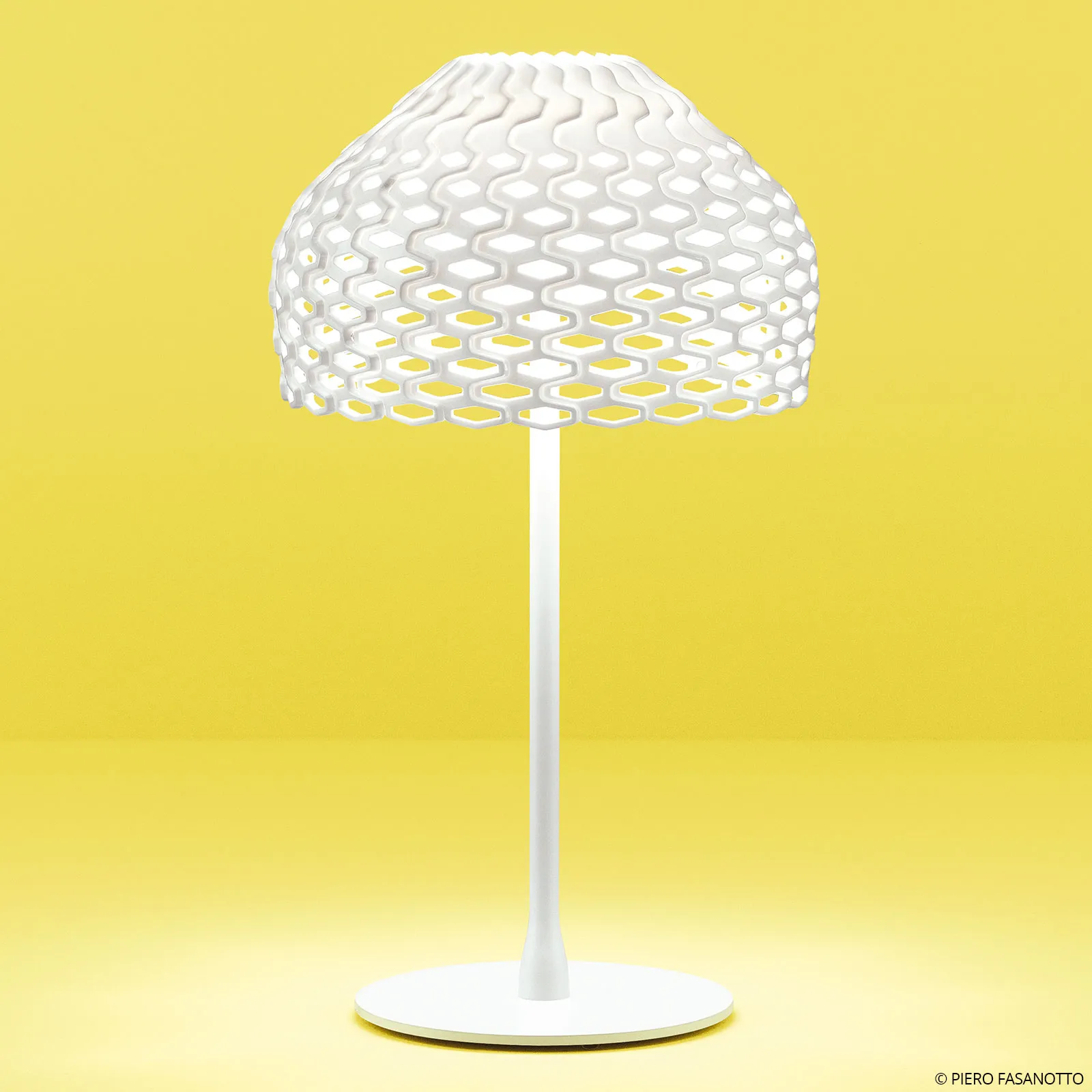 FLOS Tatou T lampada da tavolo con dimmer, bianco
