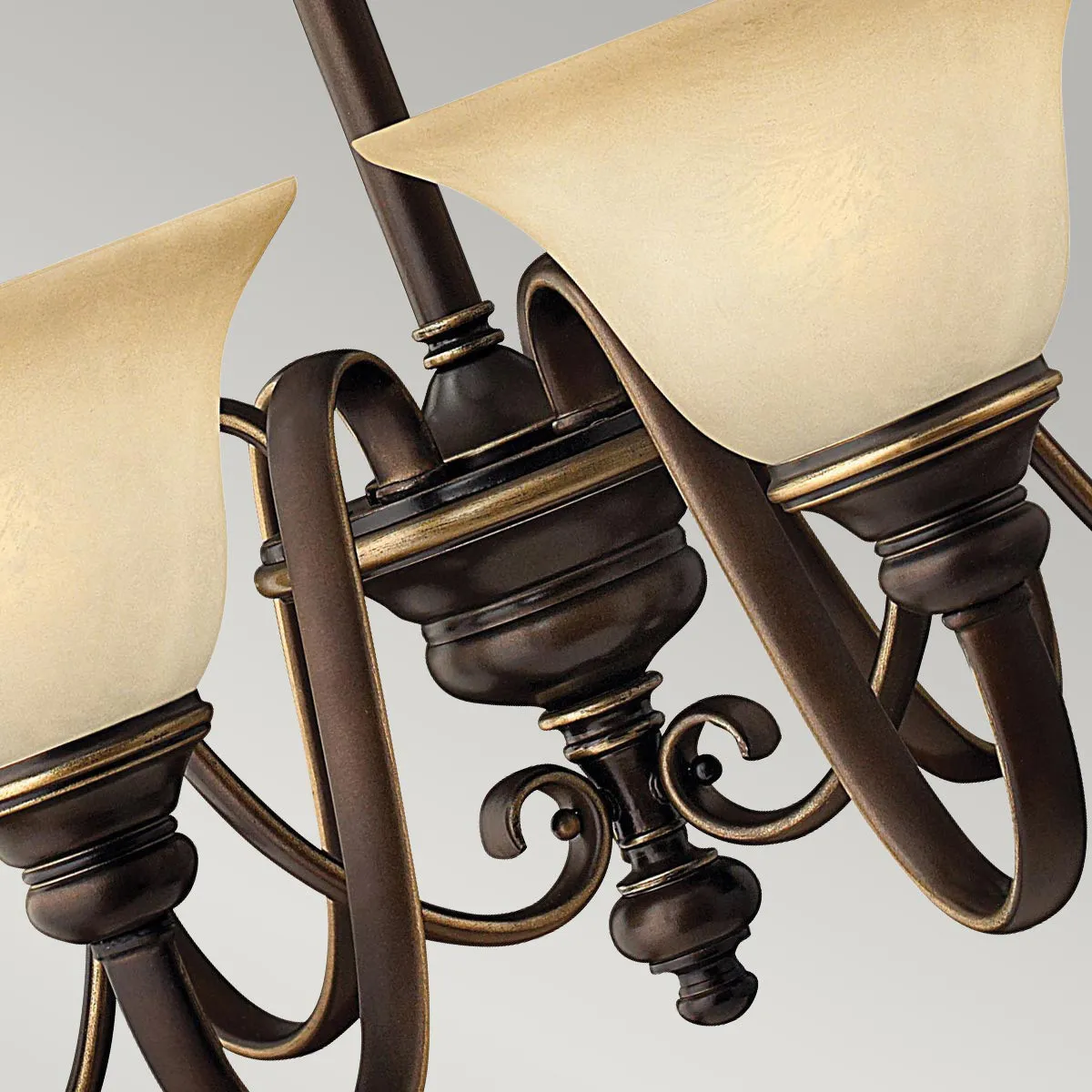Hinkley  Lampadario in acciaio con 6 diffusori in vetro dal design classico Cello - 60W