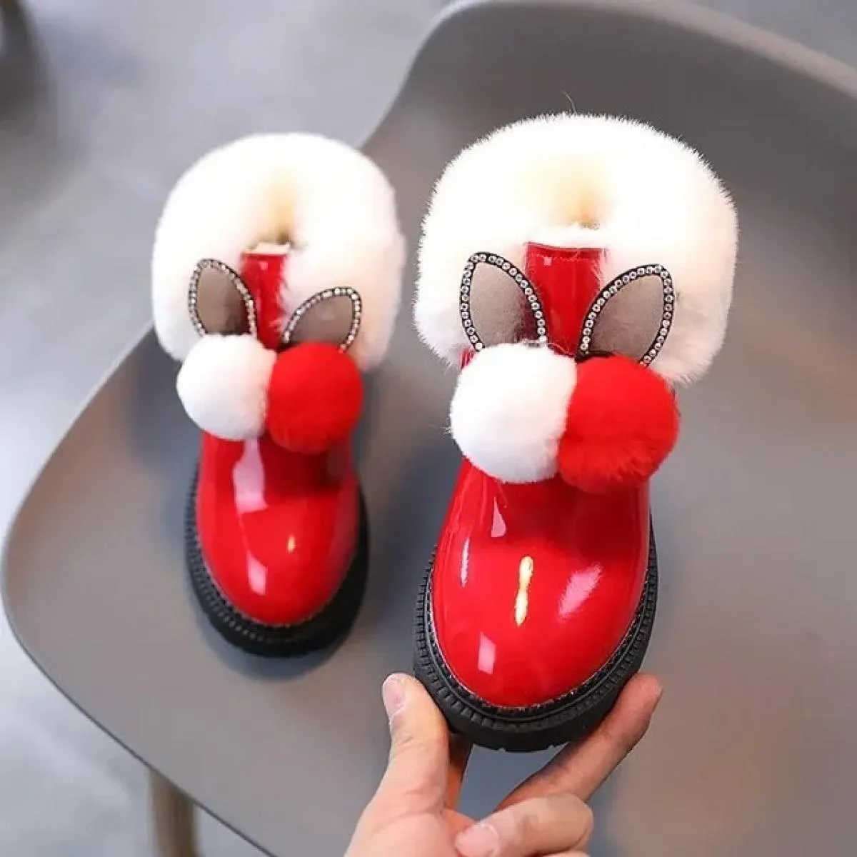 Inverno 2024 nuova moda bambino peluche stivali corti scarpe di cotone caldo bambini simpatico coniglio stivali da neve antisciv