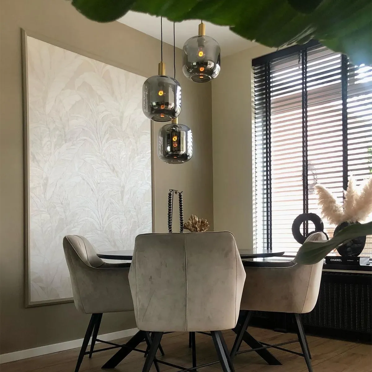 Lampada a sospensione di design nera con oro con vetro fumé 3 luci - Zuzanna