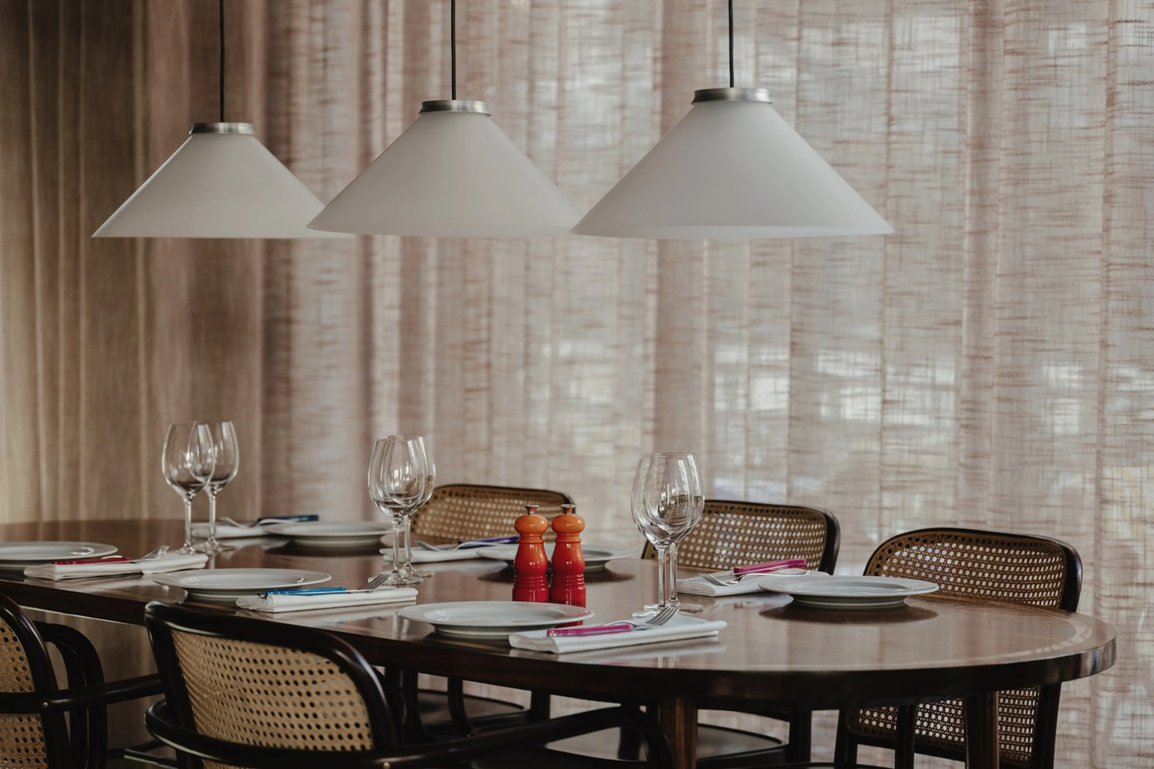 Lampadario Aline 40.jo{font-size:18px}Cotone