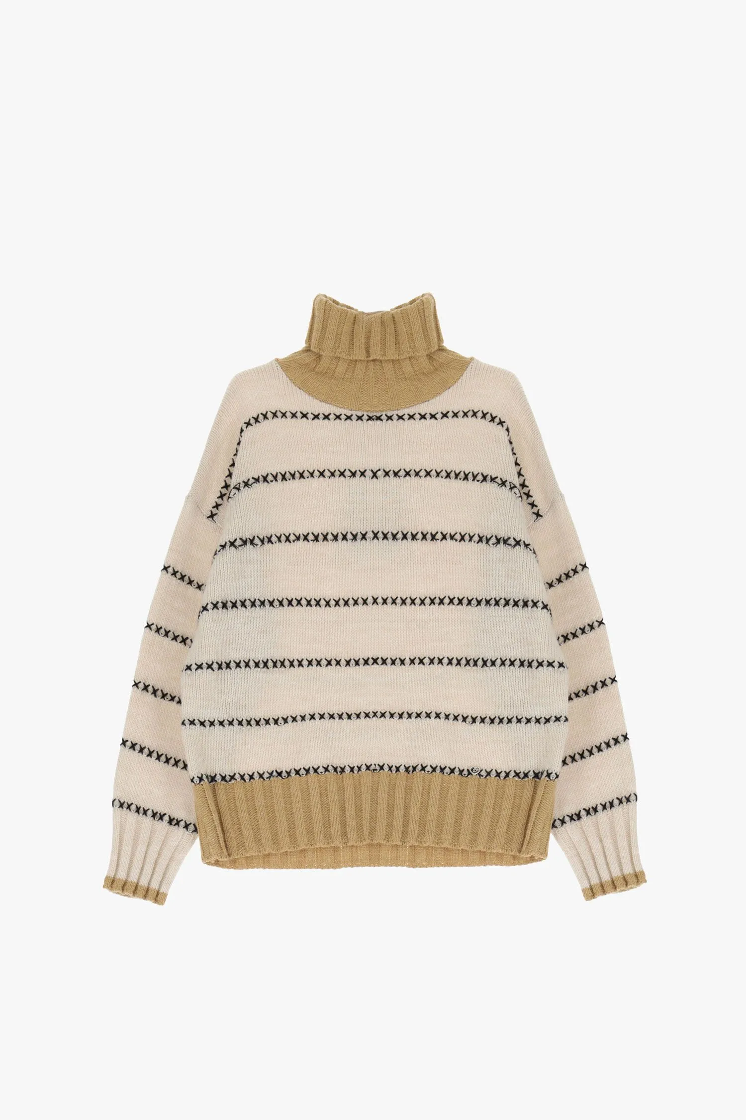 Maglione a righe con collo alto e microricamo 