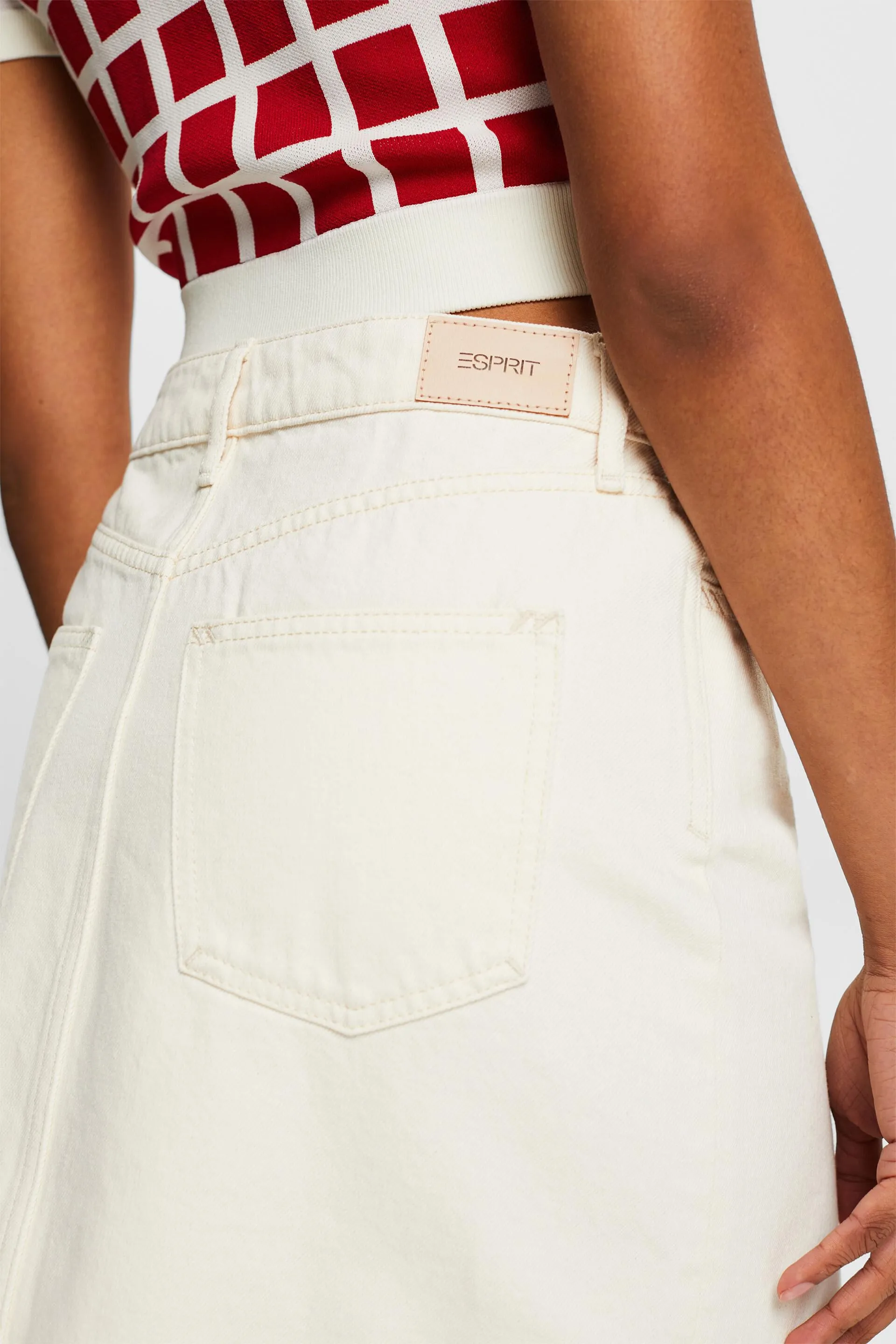 Minigonna di jeans a vita alta