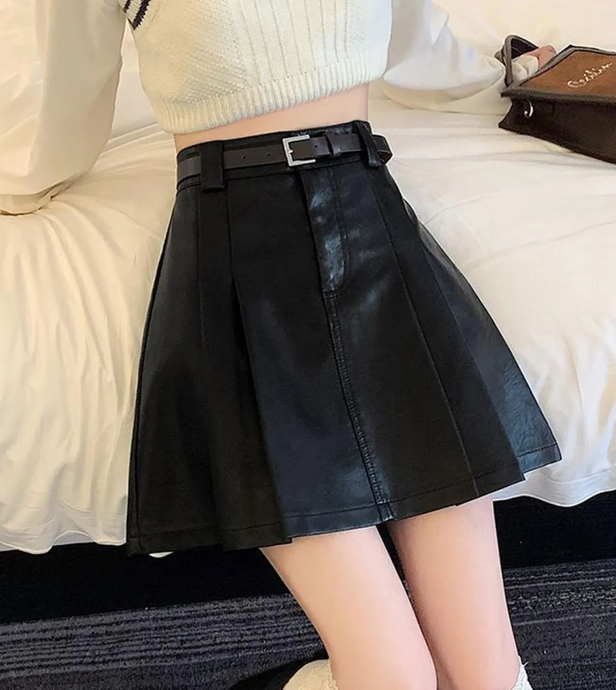 Moukyun albicocca Pu gonna a pieghe donna inverno tinta unita in ecopelle gonne con cintura moda gonna minigonna femminile