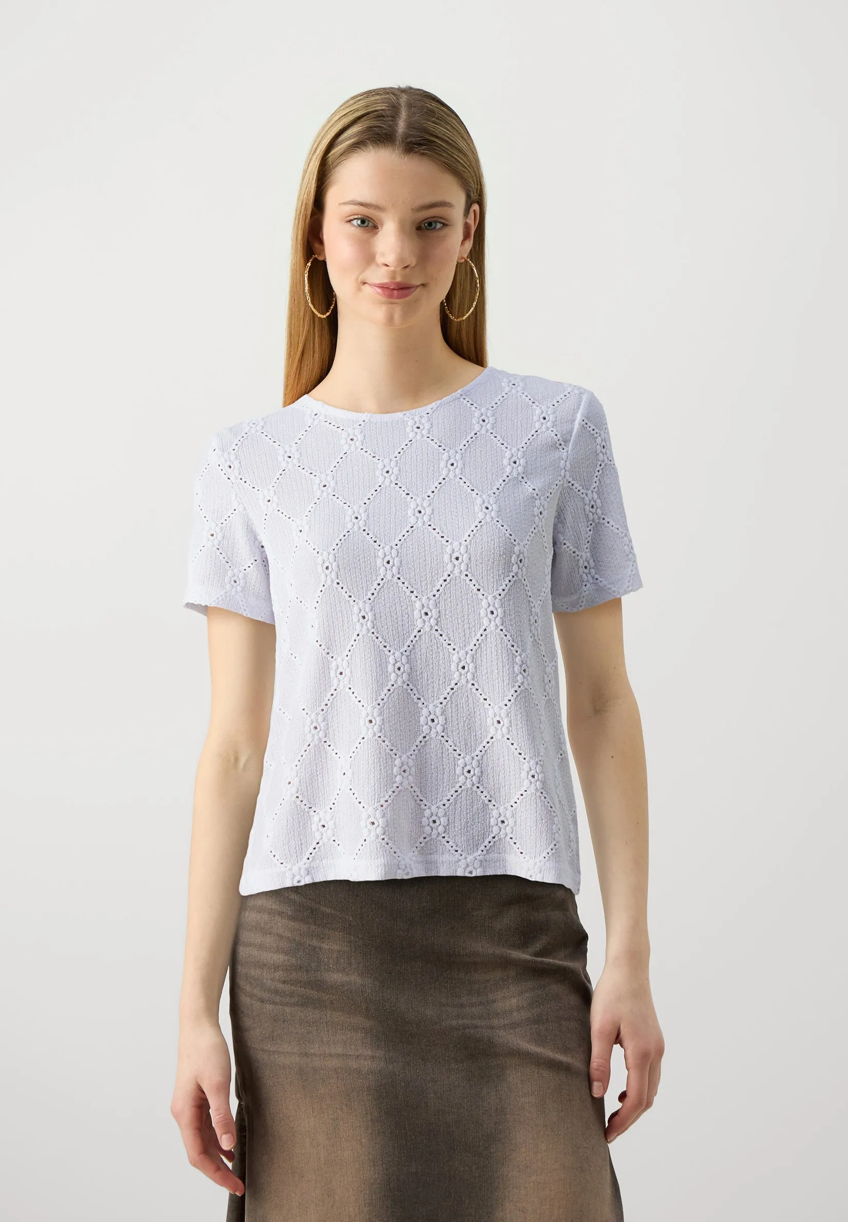 PCSANNI O NECK EMBRODERY - T-shirt con stampa