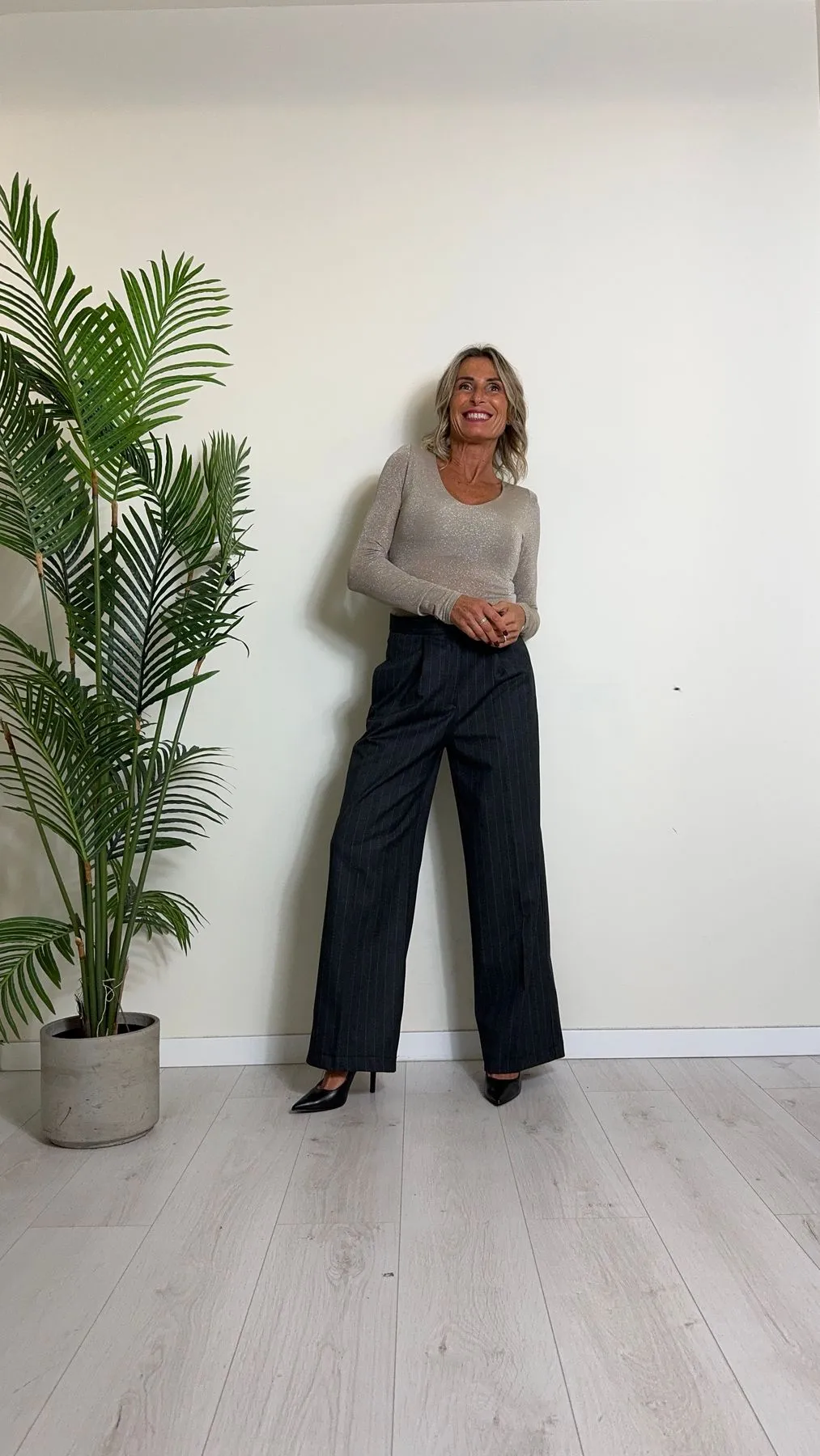 SUSYMIX - B0910 - MAGLIA/TOP LUREX VISCOSA SCOLLO A V CON IMBOTTITURA SPALLINE