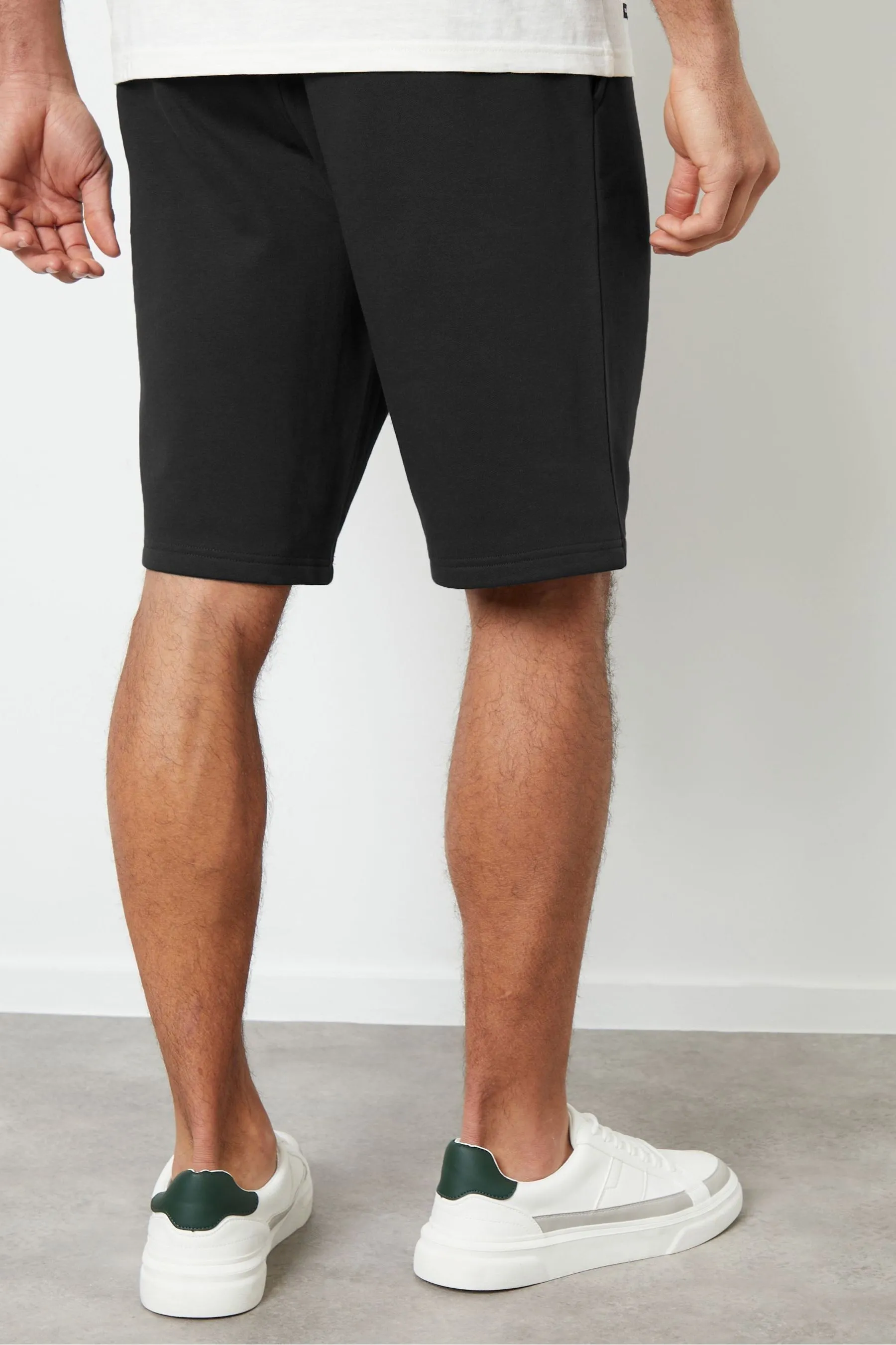 Threadbare - Shorts felpati in pile al ginocchio
