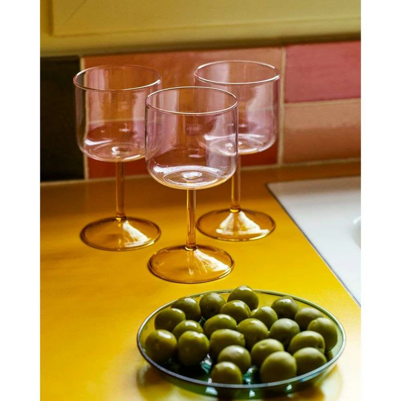 Tint Wine Glass Set of 2 Pink/Yellow - HAY | Acquista online
