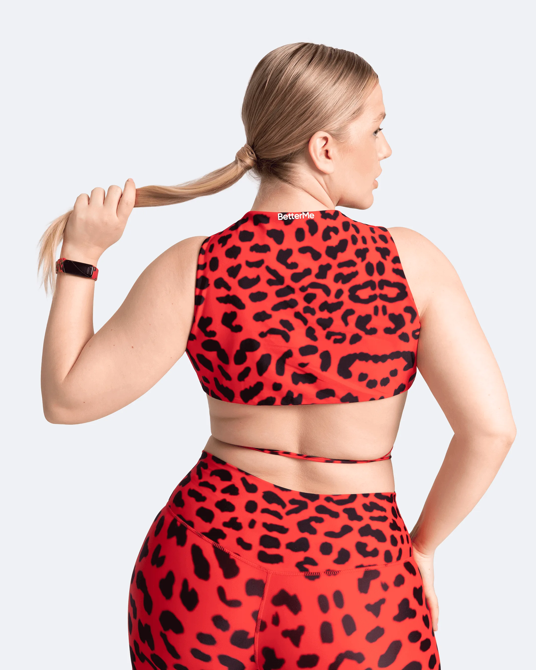 Top aderente sexy con laccetti frontali  