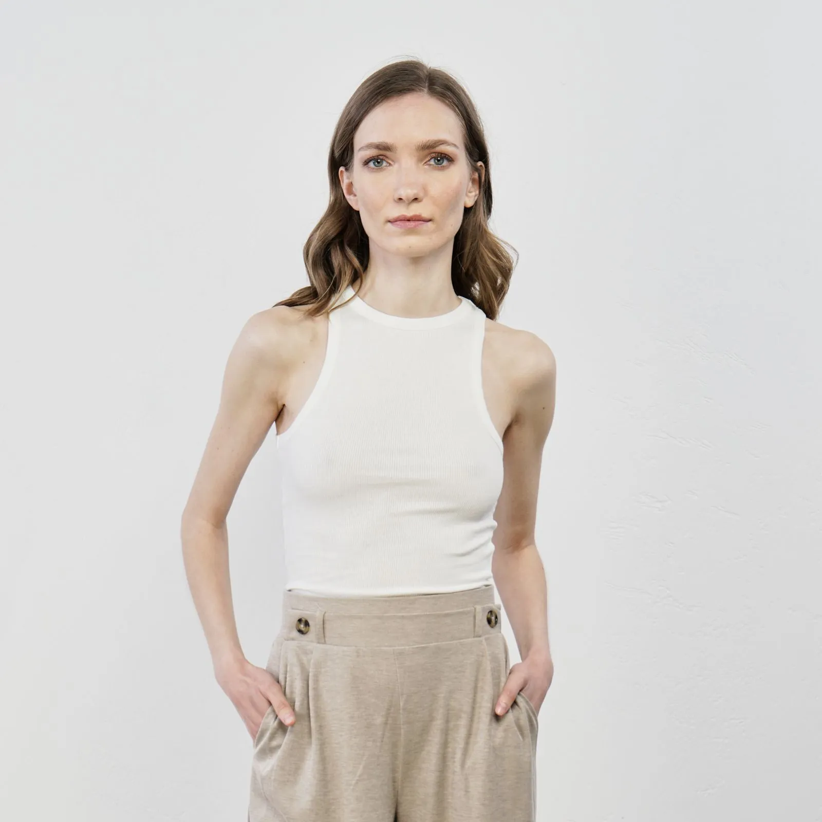 Top bianco smanicato